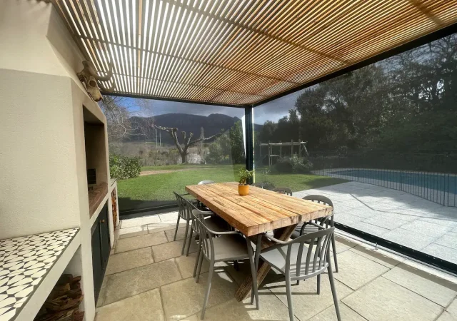 15b355d7-1e8d-4604-a5e2-e3b8c0acb12b