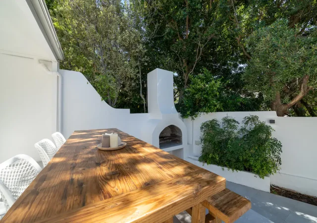 17ff7564-c5f6-46d0-b51b-0680ac48c3c6