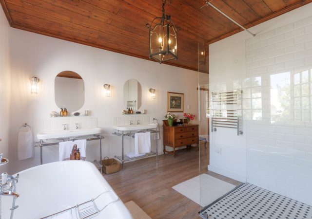 5. Accommodation Page - Bedroom 4.5