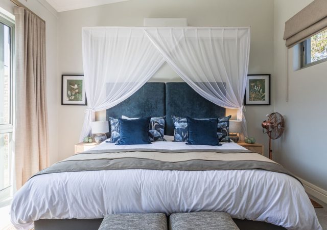 8X4A1477-HDR_FarsideVictoriaFalls