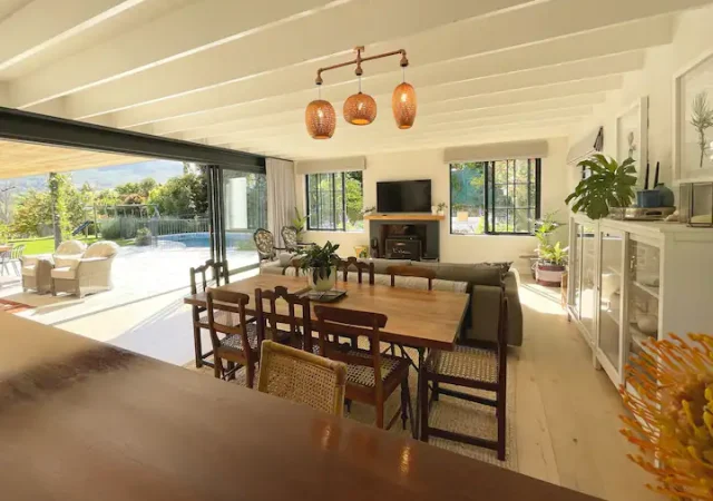 9a284ffb-5037-43d5-aee9-15c6179dad79