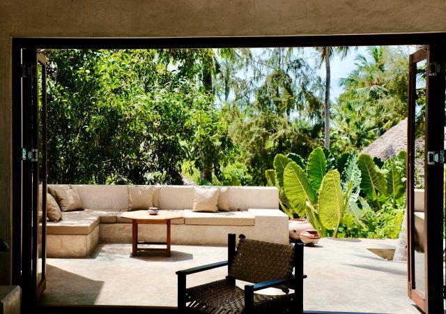 BEED4968-F65F-430D-A9B8-7C026B4783EA