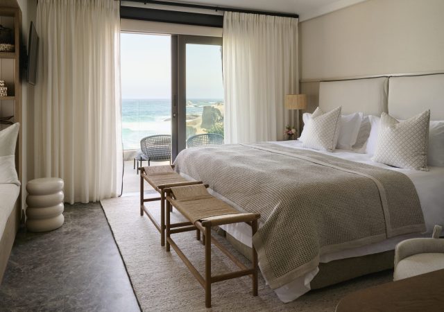 Nalu Villa, Glen Beach, Cape Town, South Africa. Client: Zambezi Crescent. Interior Designer & Stylist: Jena Gradwell. Photographer: Mark Williams.