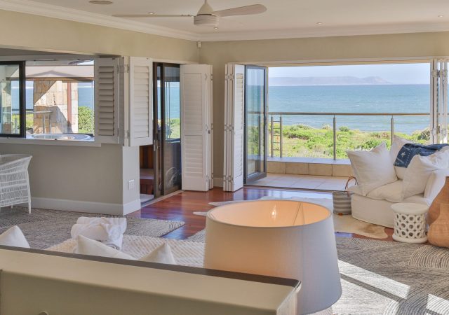 Bedroom upstairs corner with sea view