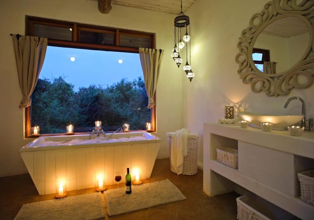 Cottar_s Private Villa - Twin Bathroom