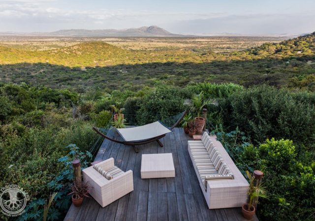 Cottars Bush Villa viewing deck