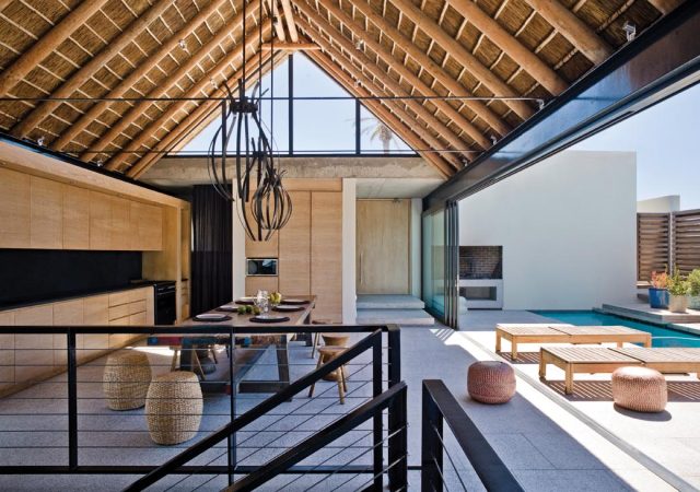 SilverBay_1a_Int_106_Stairwell_003_gt