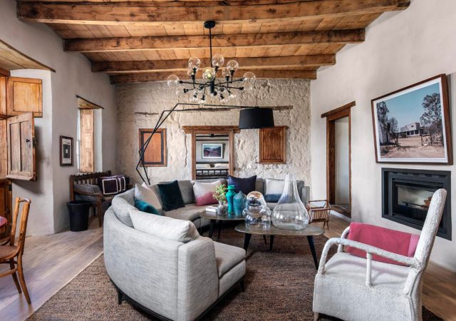 ZA_Buffelsdrift_Int1_001_002_al_HR