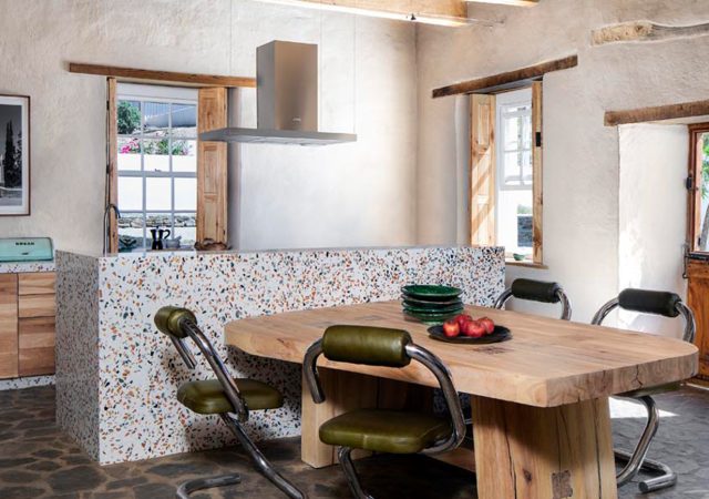 ZA_Buffelsdrift_Int1_002_001_al_HR